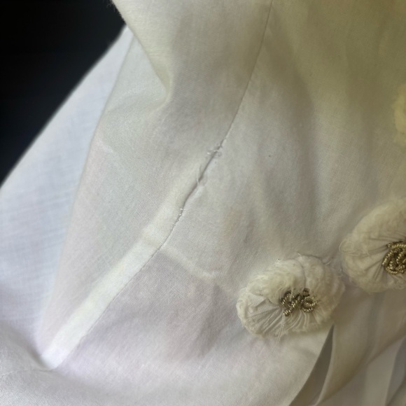 Ashish N Soni White Pleated Peplum Blouse | Floral Appliqués & Beading | Small - Picture 9 of 12
